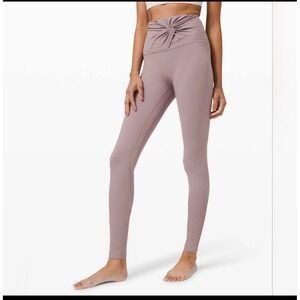 Lululemon Align High Rise Tight 28 Twist Front Waistband Mauve Purple Size 8 #82